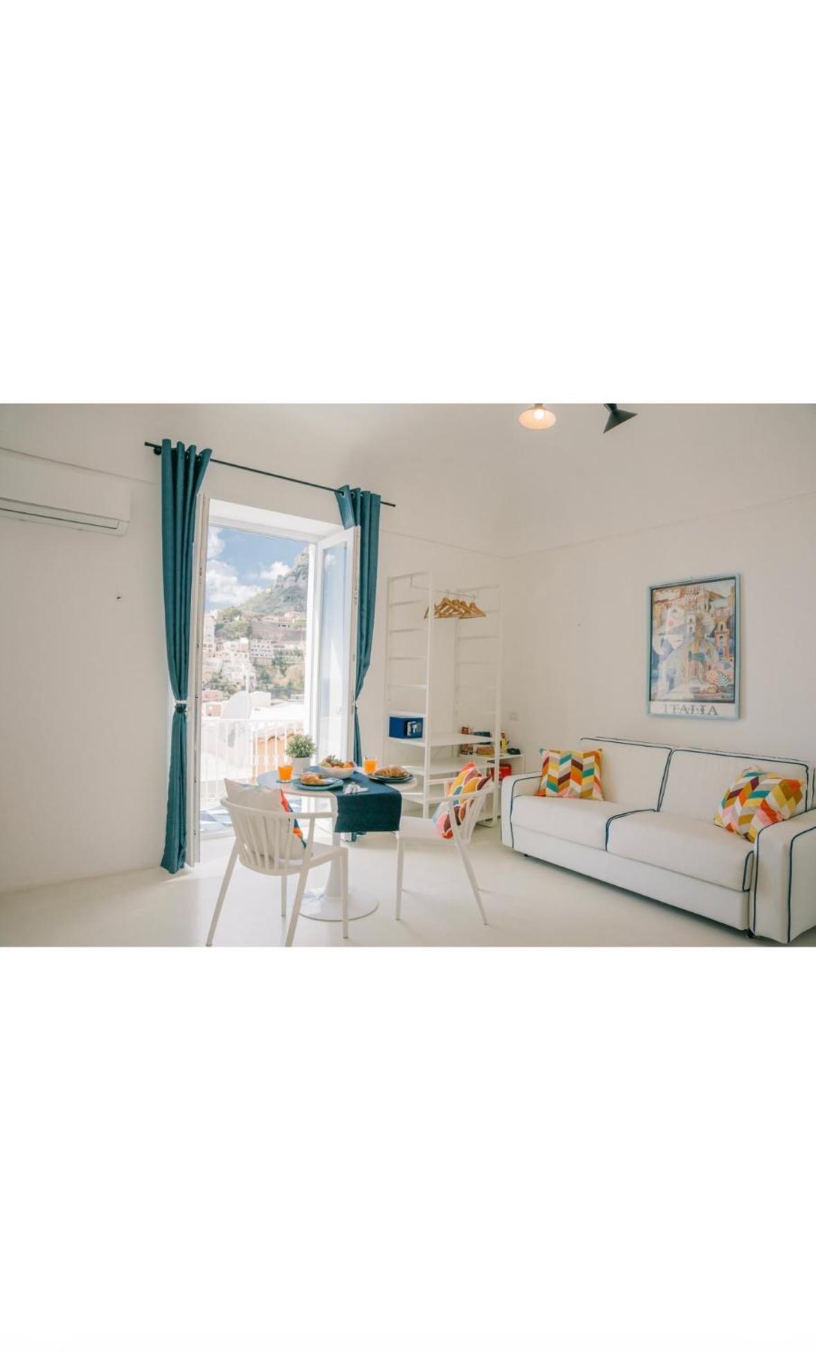 La Pigolina Blue Apartment Positano Bagian luar foto