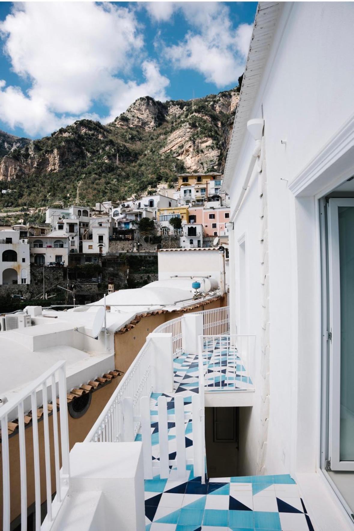 La Pigolina Blue Apartment Positano Bagian luar foto